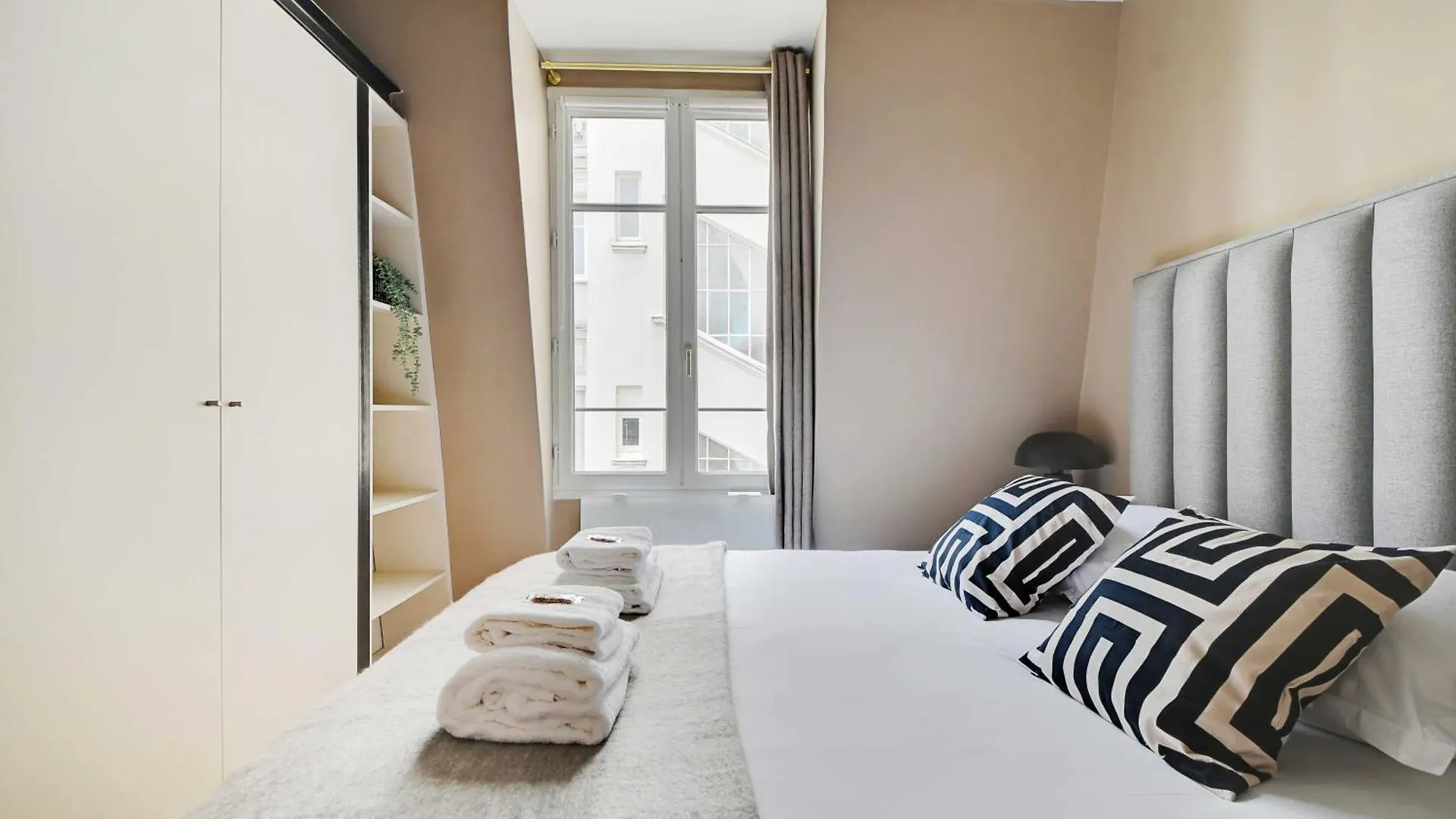 Charming 2Br - 5P - Eiffel Tower - Trocadero Apartment Paris